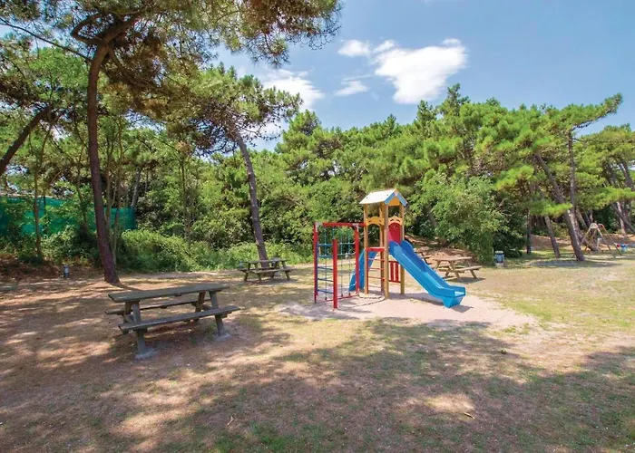 Eden 3 * روسولينا ماري